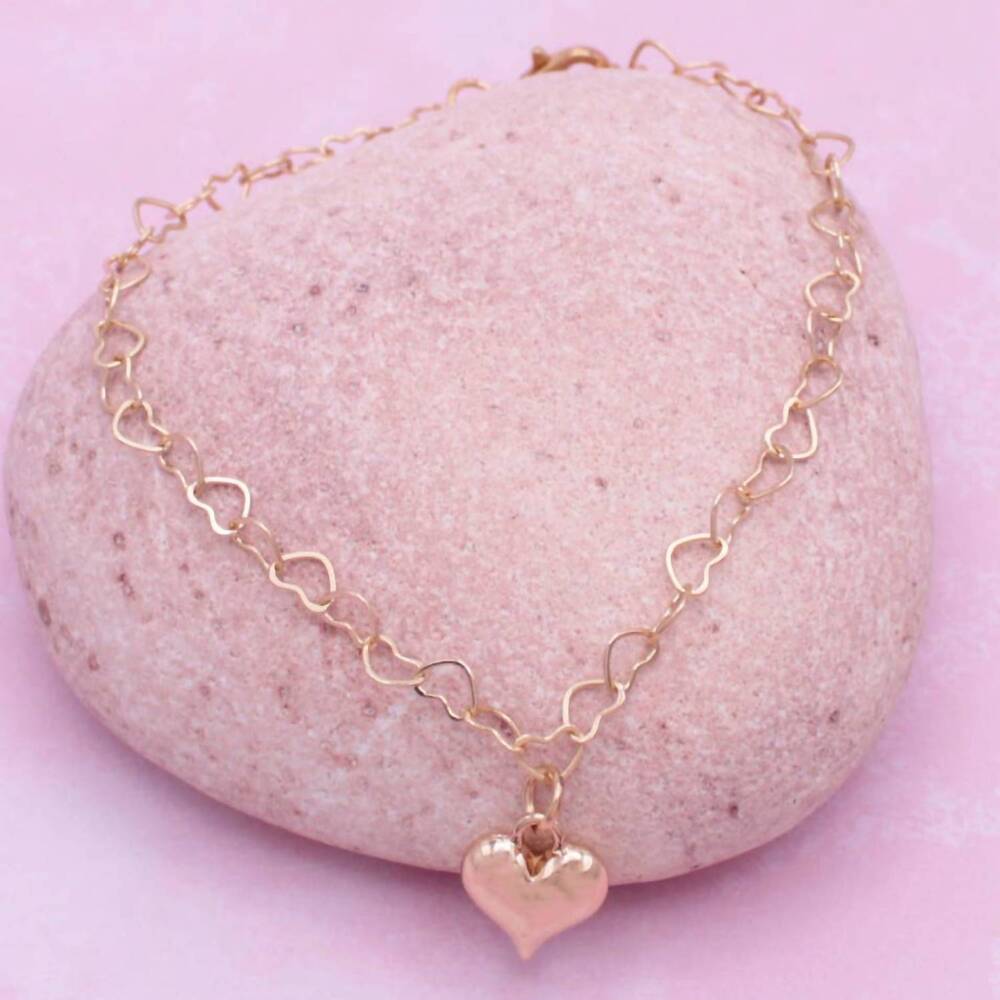 NEW ZAD women's love links heart chain bracelet in gold